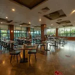 Grand & Convention Center Hotel 5*