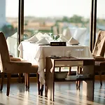 Grand & Convention Center Hotel