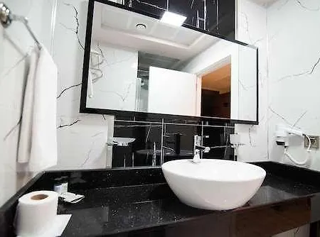 ホテル Grand & Convention Center Karaman