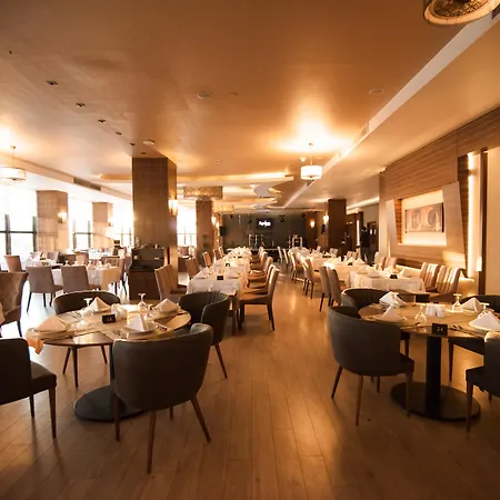Grand & Convention Center ホテル Karaman