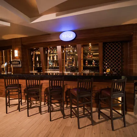 Grand & Convention Center Hotel