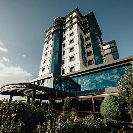 Grand & Convention Center ホテル Karaman