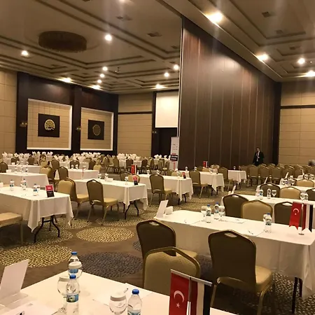 Отель Grand & Convention Center