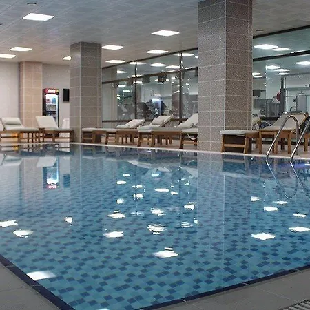 Grand & Convention Center Hotel