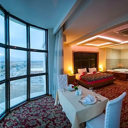 Grand & Convention Center 5* Karaman