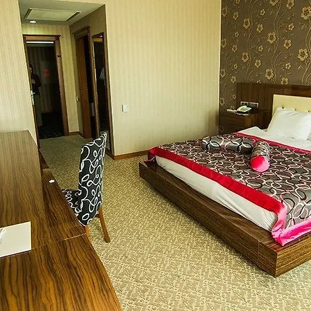 ホテル Grand & Convention Center Karaman