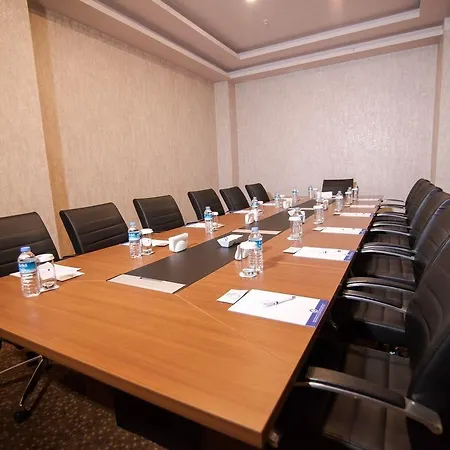 Grand & Convention Center ホテル 5*