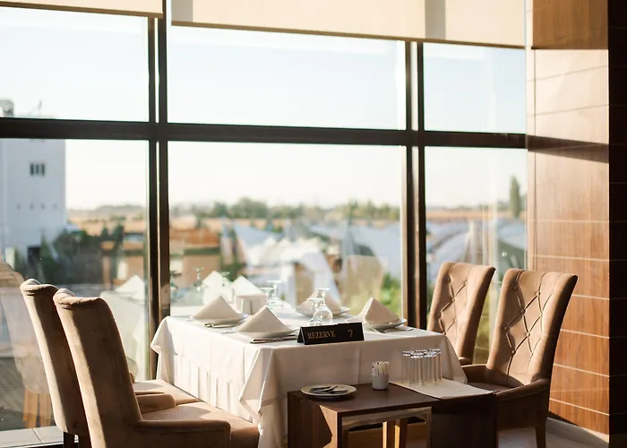 Grand & Convention Center Hotel 5*