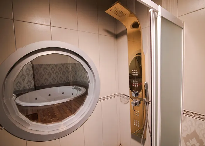 Grand & Convention Center Hotel