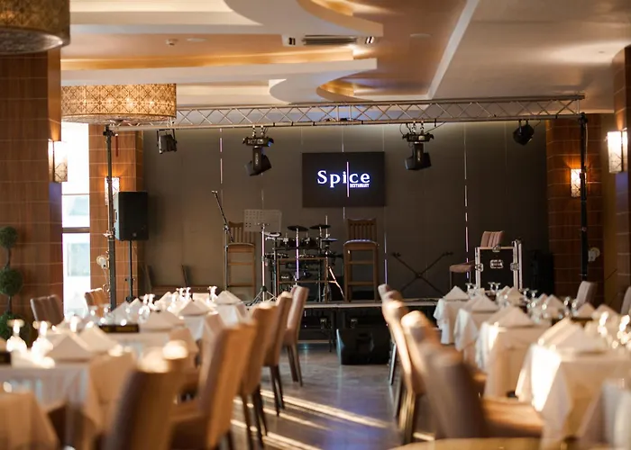 Grand & Convention Center 5*